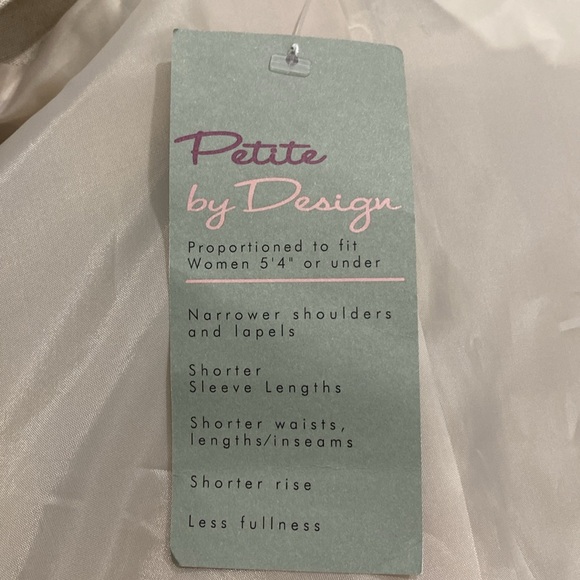 NWT Harve Benard Linen Blazer |Size 12P - Picture 11 of 13